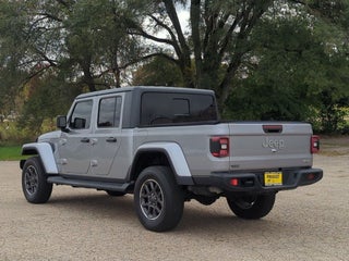 2020 Jeep Gladiator Overland in Princeton, IL - Prescott Brothers Auto Group