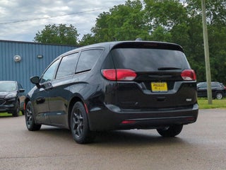 2018 Chrysler Pacifica Touring Plus in Princeton, IL - Prescott Brothers Auto Group